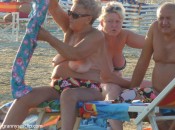 Nudisten Oma Spanner Foto